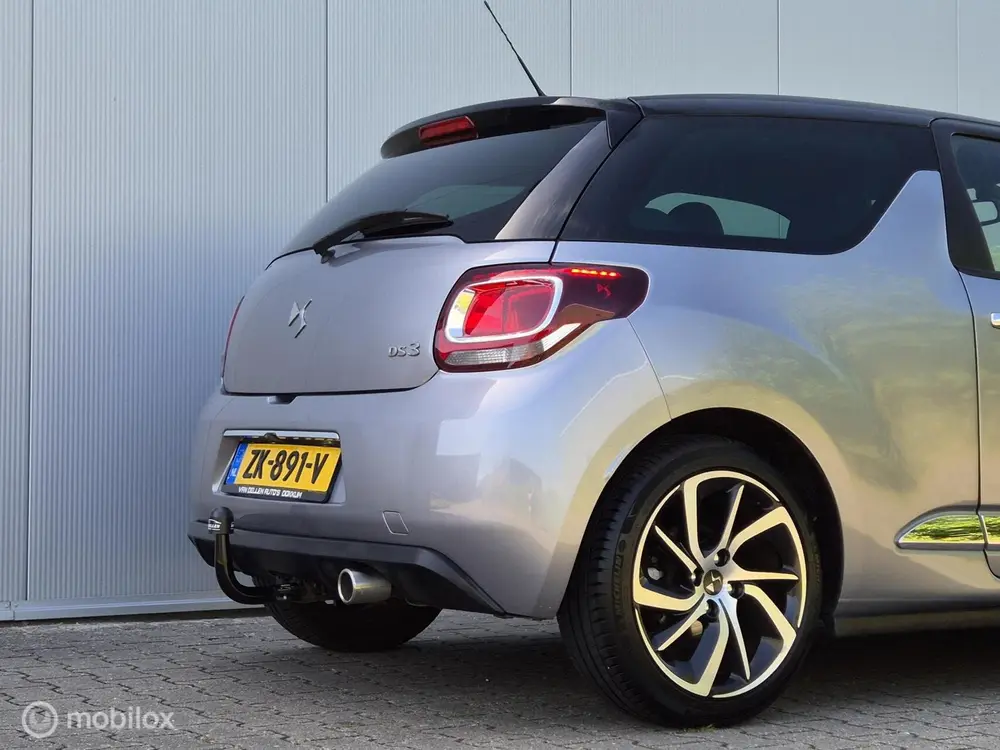 DS Automobiles 3 DS 3 1.2 PURETECH CONNECTED CHIC AUTOMAAT/LED/CAMERA/TREKHAA uit 2019, foto 9
