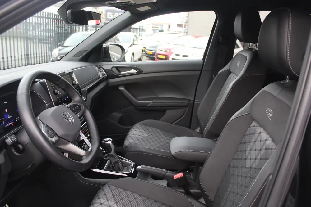 Volkswagen T-Cross 1.5 TSI R-Line DSG/IQ Light/Navigatie/Vir uit 2025, foto 16