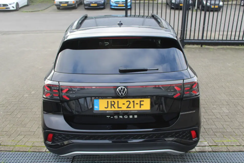 Volkswagen T-Cross 1.5 TSI R-Line DSG/IQ Light/Navigatie/Vir uit 2025, foto 4