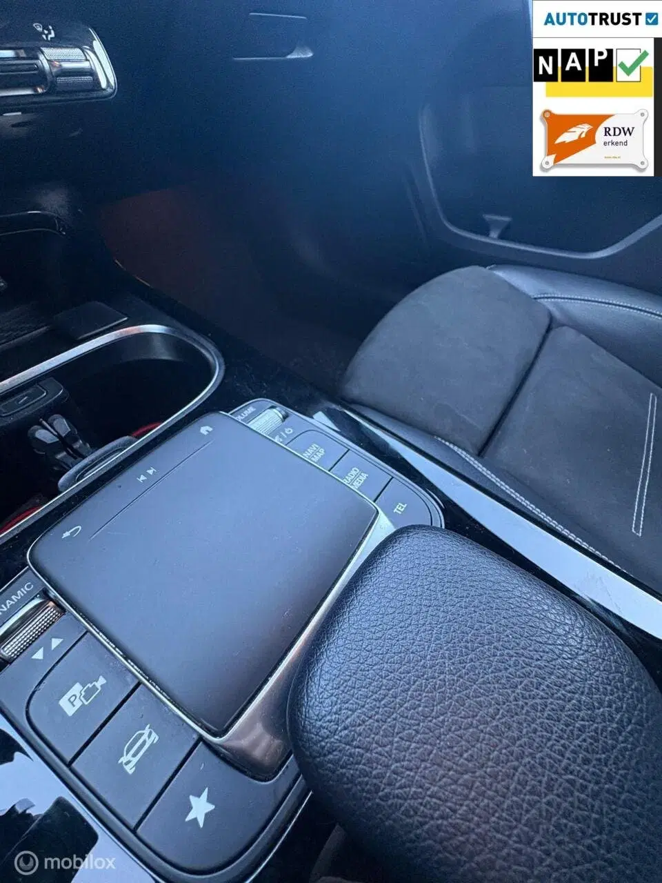 Mercedes-Benz A-Klasse 250 e AMG Limited uit 2020, foto 19