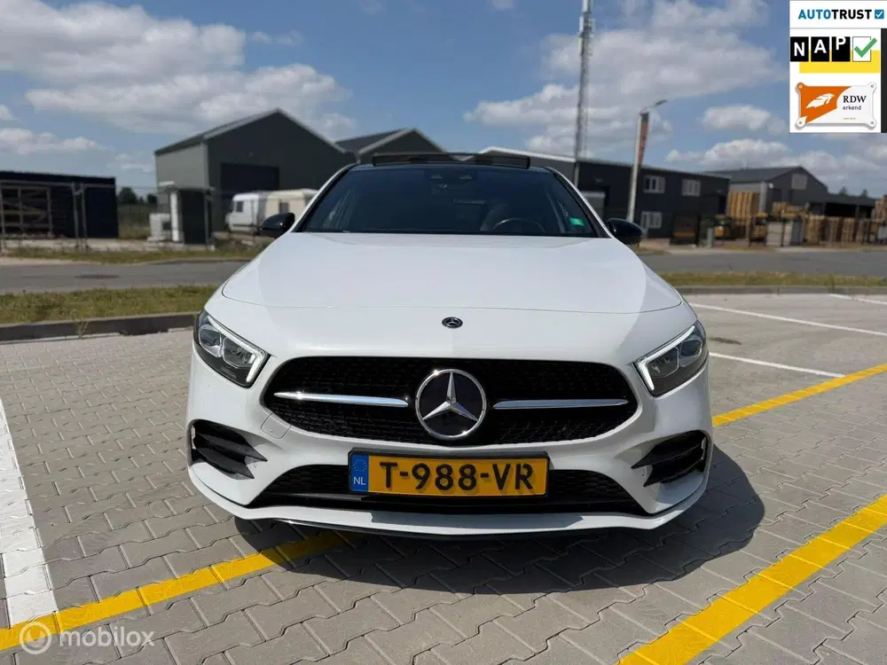 Mercedes-Benz A-Klasse 250 e AMG Limited uit 2020, foto 8