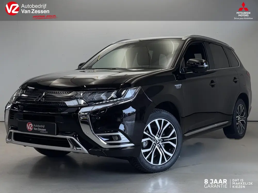 Mitsubishi Outlander 2.4 PHEV Instyle | 360 Camera | Trekhaa uit 2019