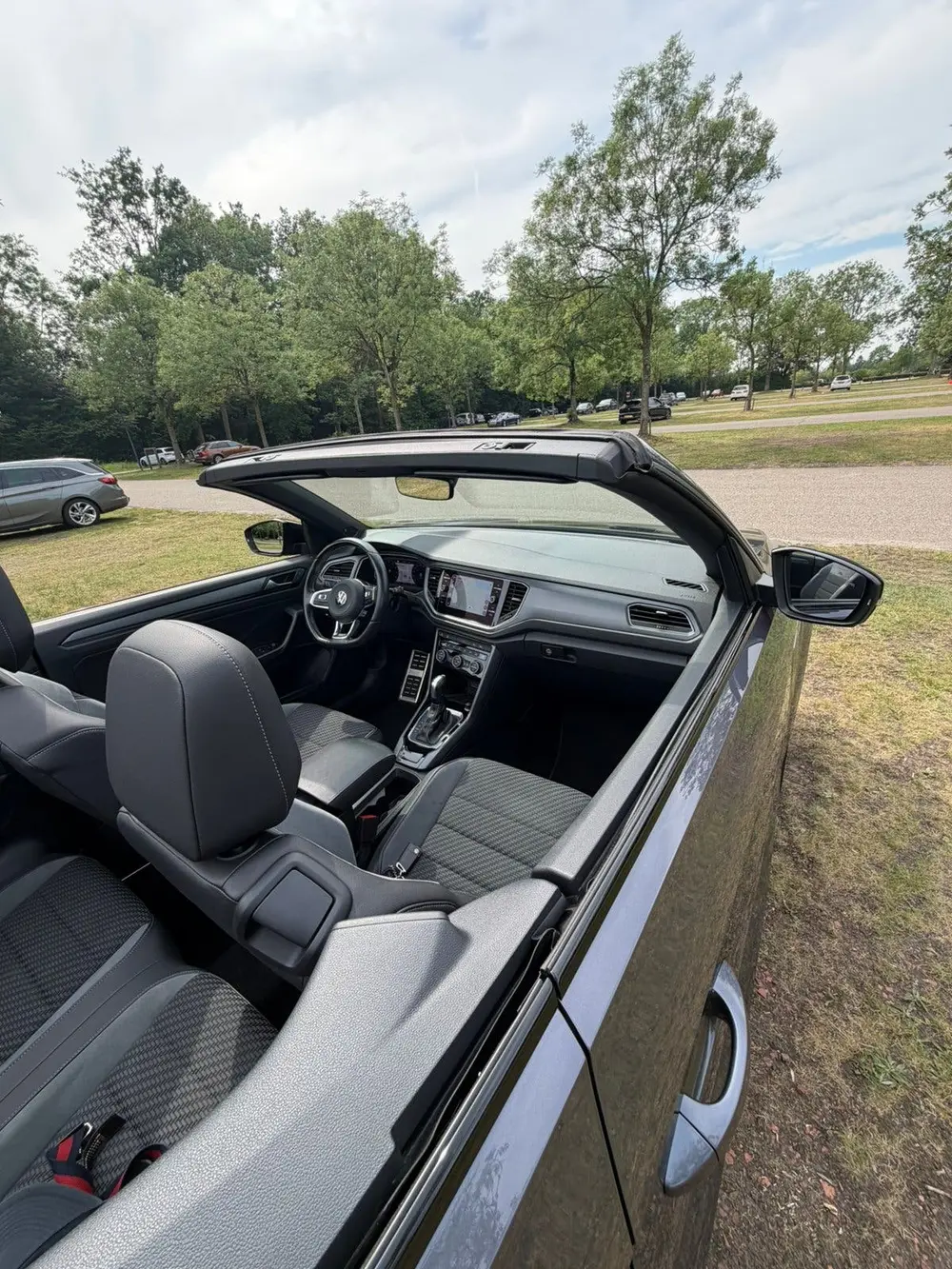 Volkswagen T-Roc Cabrio T-Roc 1.5 TSI 150pk 7-DSG 2021 Grijs uit 2021, foto 9