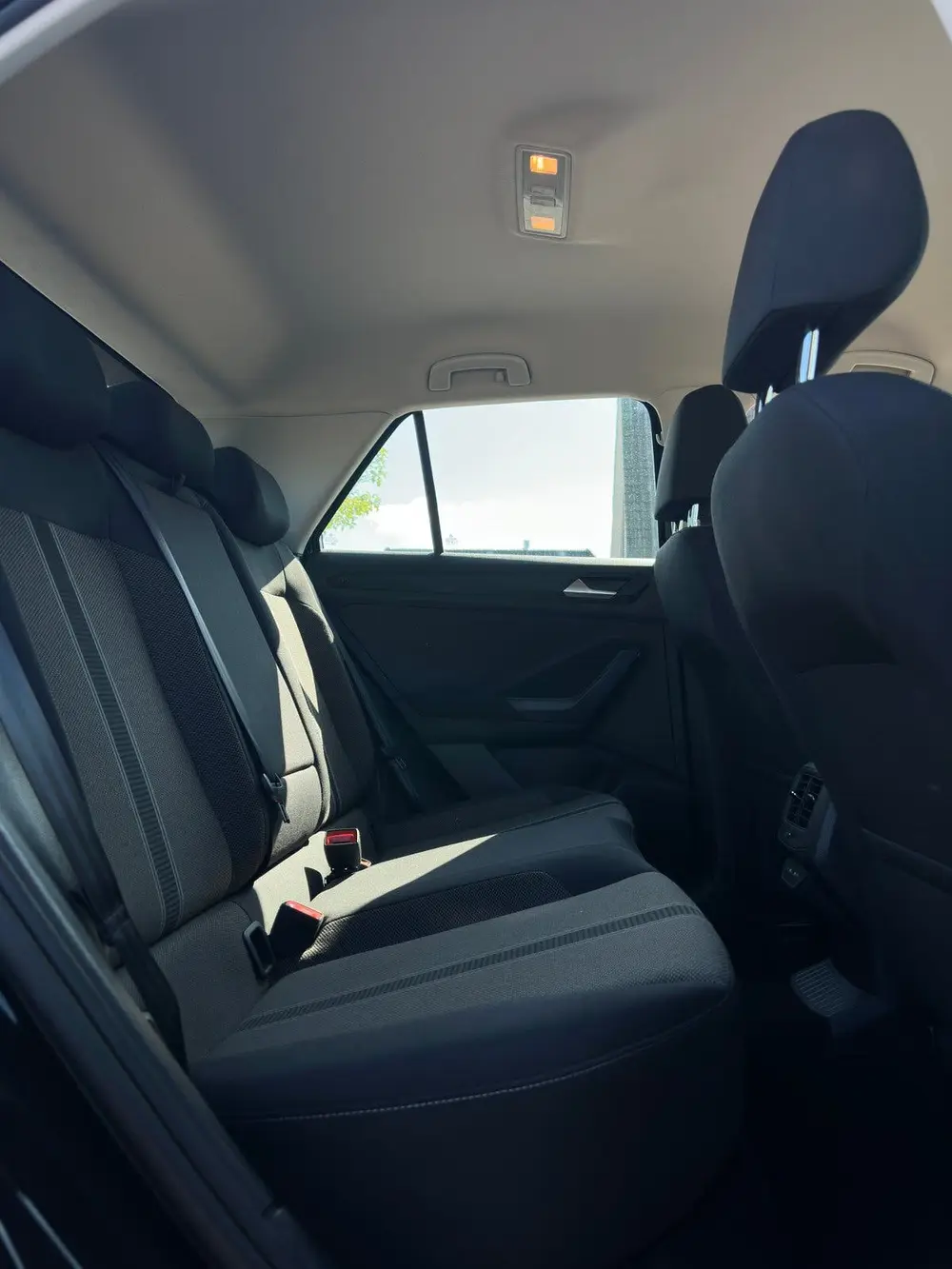 Volkswagen T-Roc 1.0 TSI / Style navigatie / 110pk / NL auto uit 2021, foto 12