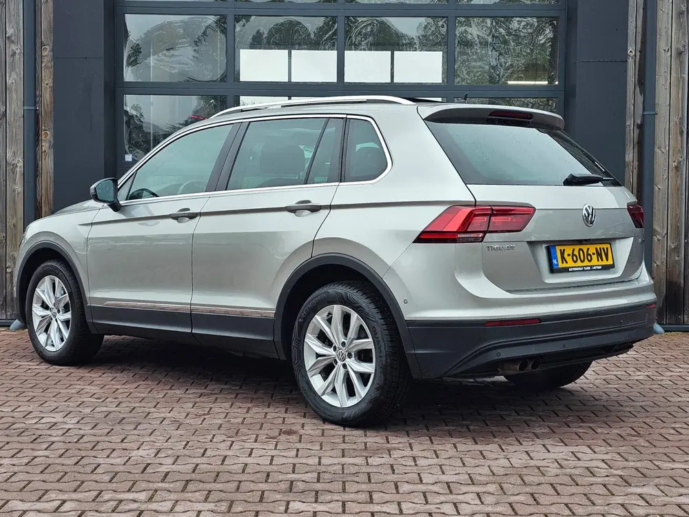 Volkswagen Tiguan 2.0 TSI 4MOTION Highline | Automaat | Pano uit 2019, foto 3