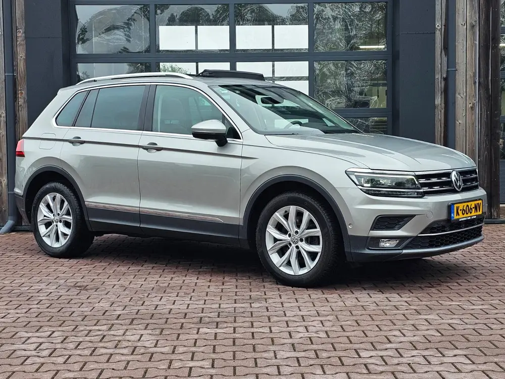 Volkswagen Tiguan 2.0 TSI 4MOTION Highline | Automaat | Pano uit 2019, foto 4