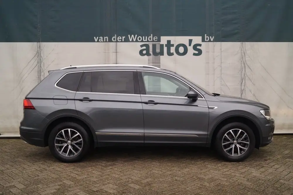 Volkswagen Tiguan Allspace 1.5 TSI 150pk DSG Comfortline Bus uit 2020, foto 2