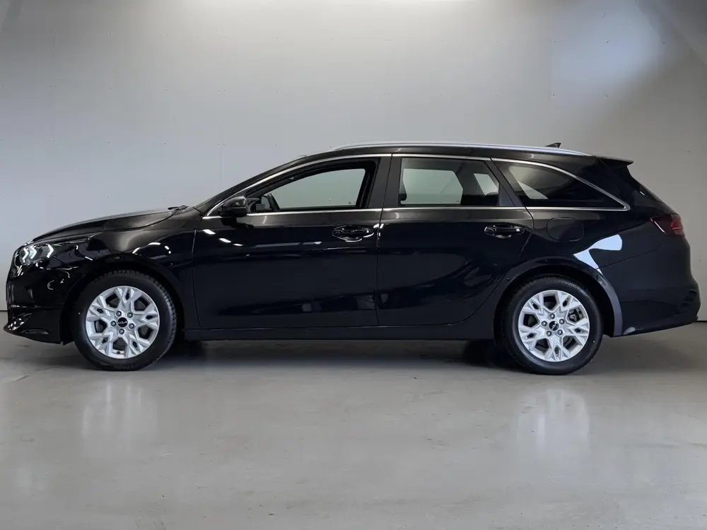 Kia Ceed 1.0 T-GDi DynamicLine uit 2023, foto 3