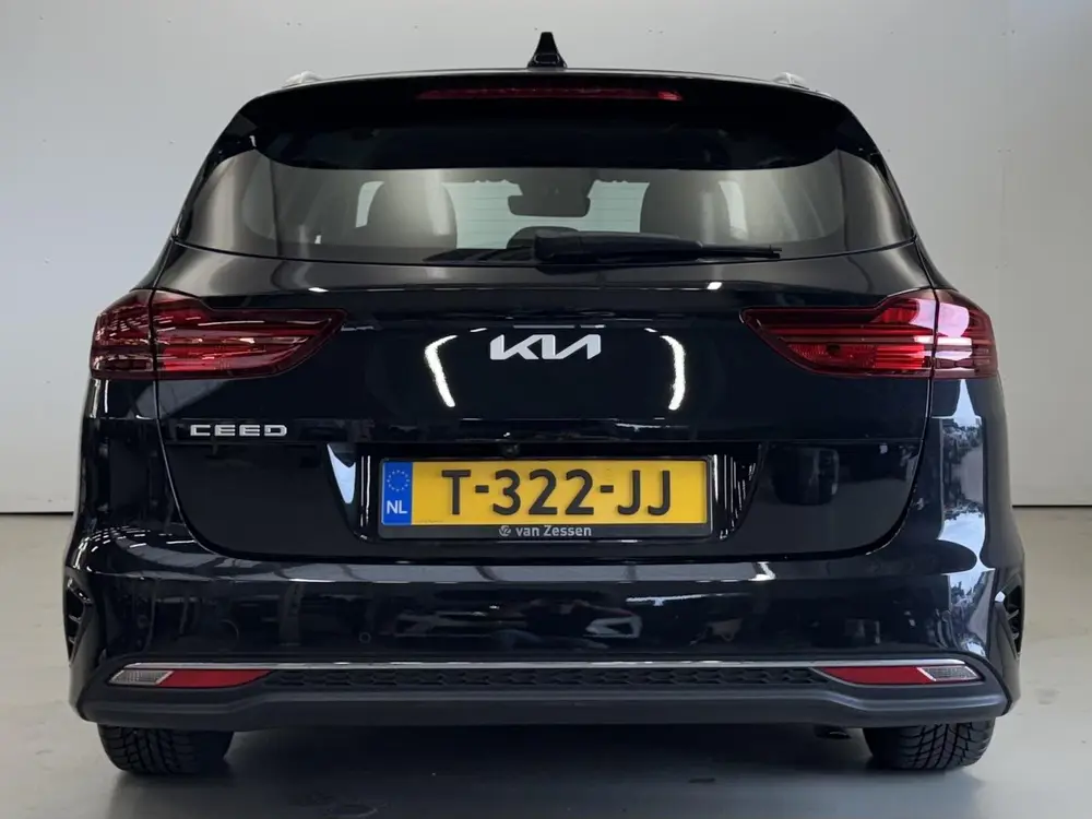 Kia Ceed 1.0 T-GDi DynamicLine uit 2023, foto 7