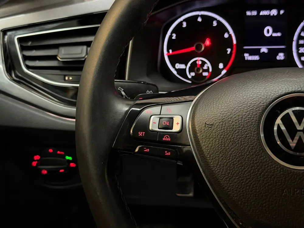 Volkswagen Polo 1.0 TSI R-Line 2020 DSG LED CRUISE CAR-PLAY uit 2020, foto 19