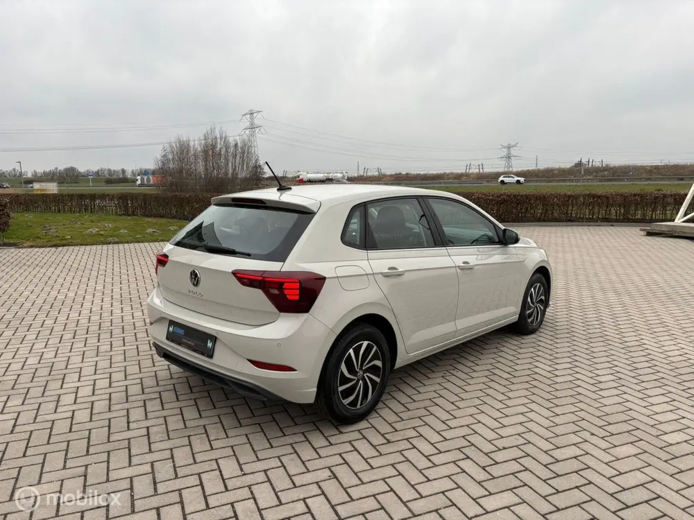 Volkswagen Polo 1.0 TSI Life uit 2023, foto 9