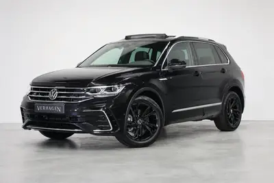 Volkswagen Tiguan 2.0 TSI R-line Leer Pano Trekhaak 4motion uit 2021