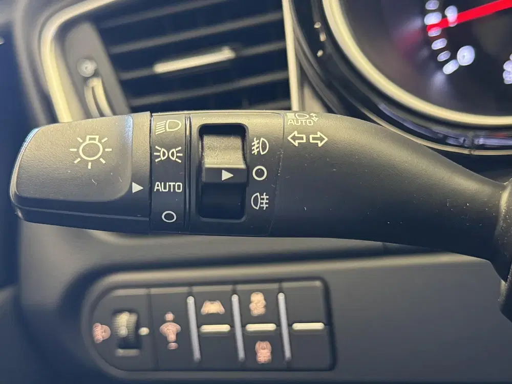 Kia Ceed 1.5 T-GDi DynamicPlusLine uit 2022, foto 15