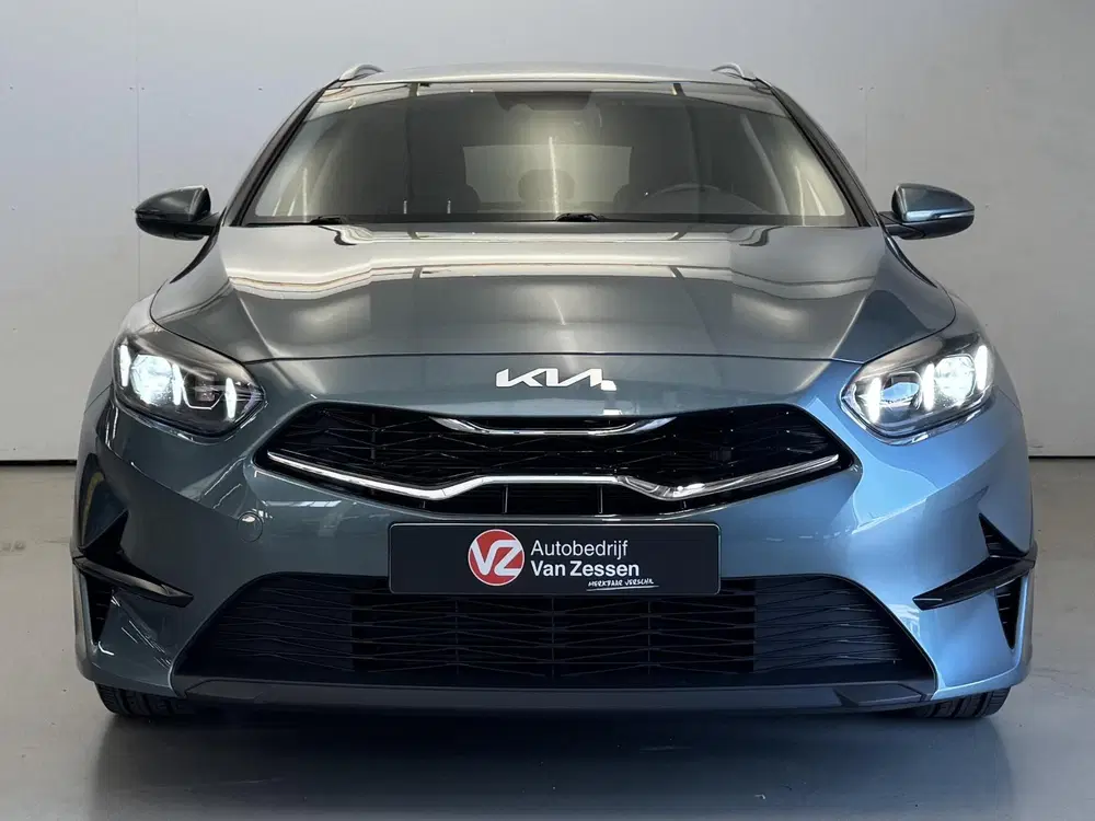 Kia Ceed 1.5 T-GDi DynamicPlusLine uit 2022, foto 2