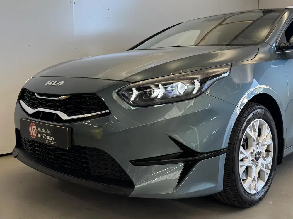 Kia Ceed 1.5 T-GDi DynamicPlusLine uit 2022, foto 5