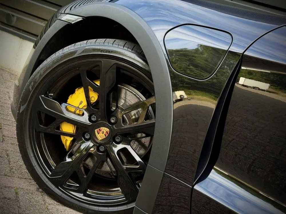 Porsche Taycan 4 93 kWh PANO uit 2022, foto 15