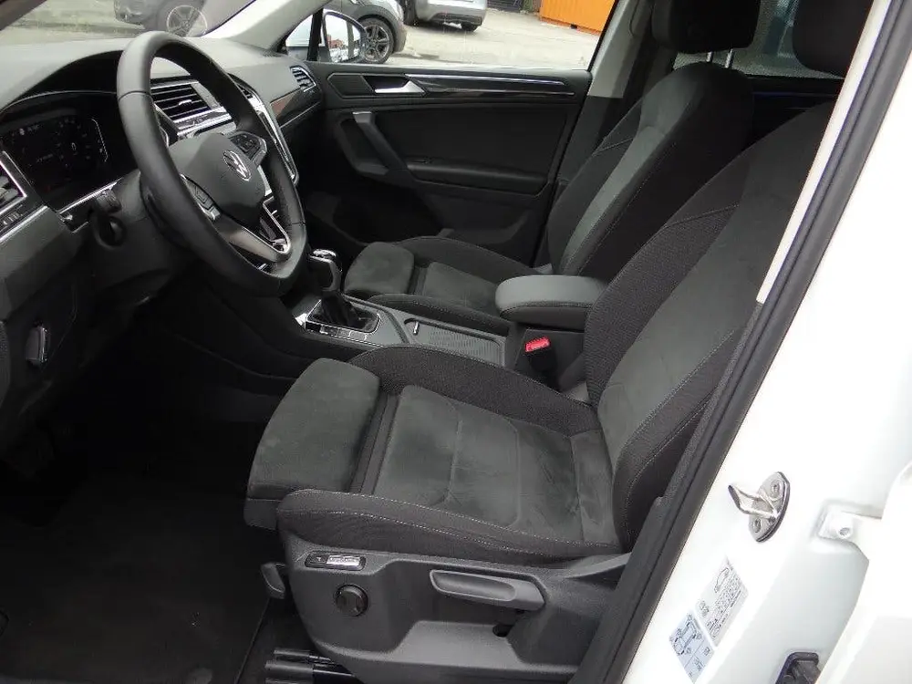 Volkswagen Tiguan VW TIGUAN 1.5 TSI/2023/AUTOMAAT/BUSINESS HIGHLINE/ VOL OPTIE uit 2023, foto 8