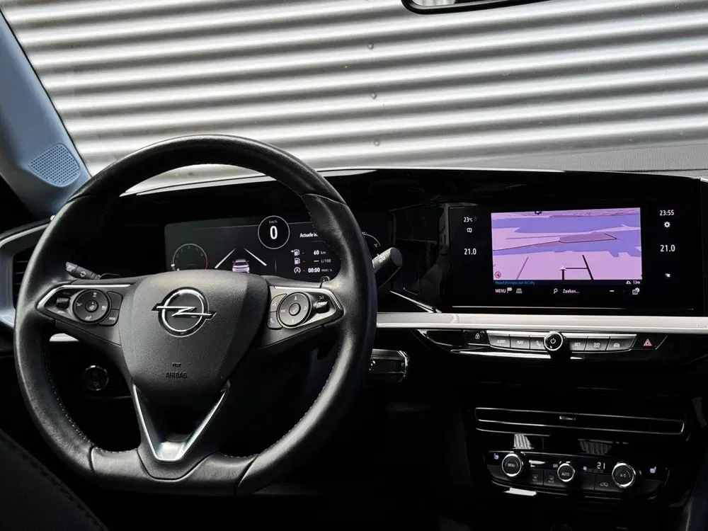 Opel Mokka 1.2 Turbo Elegance uit 2023, foto 12