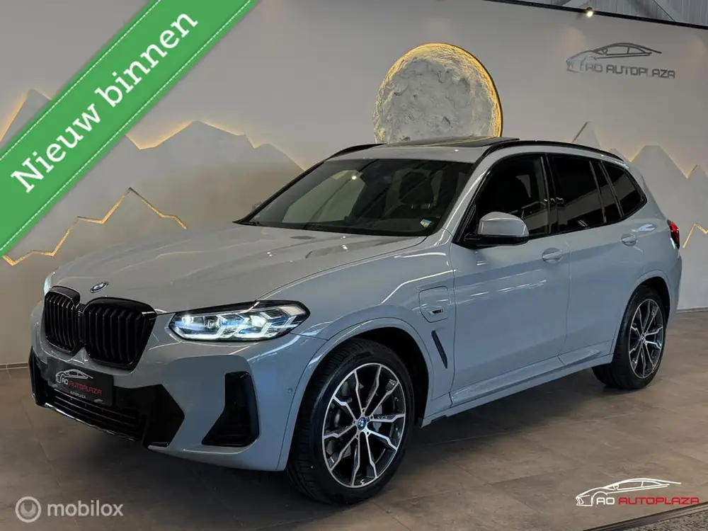BMW X3 xDrive30e M Sport Brooklyn grey Panorama/Keyless/Trek uit 2021