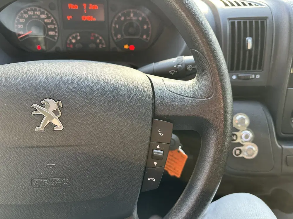 Peugeot Boxer 435 L3H2 Premium 70 kWh 136pk uit 2021, foto 11