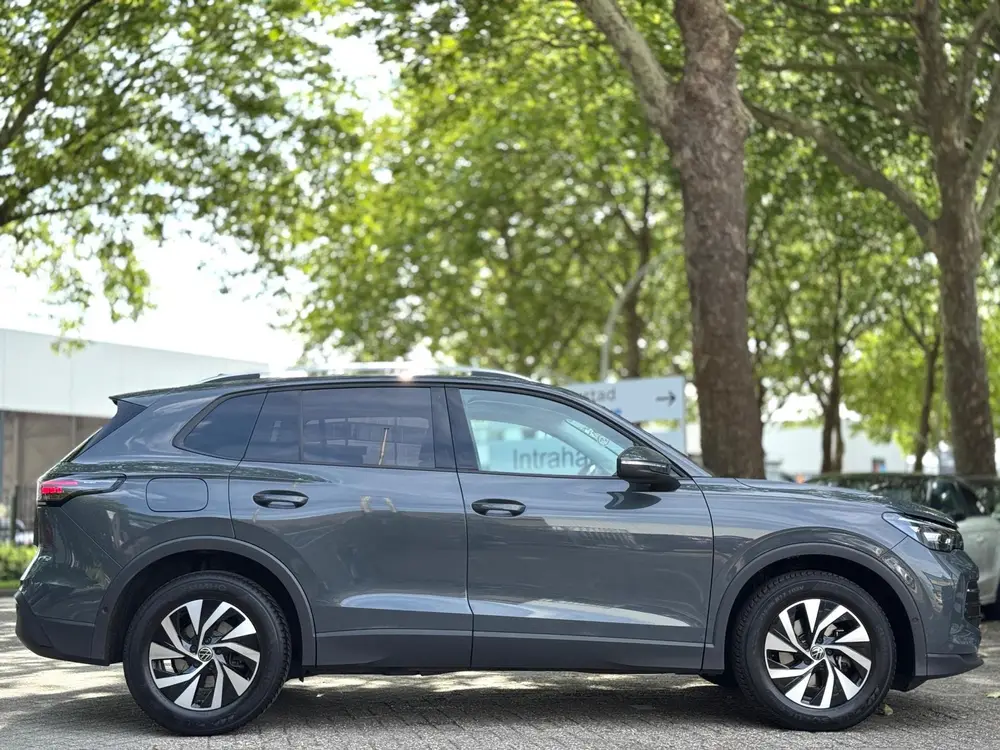 Volkswagen Tiguan 1.5 eTSI DSG Lane ass Drive pilot CarPlay uit 2024, foto 7