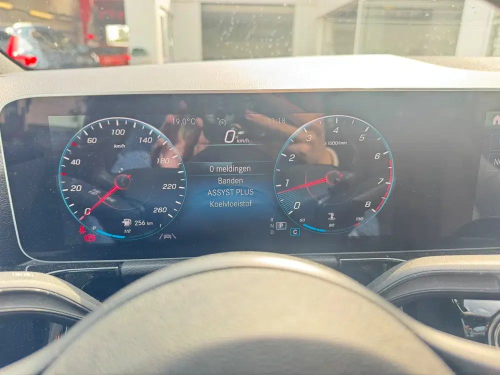 Mercedes-Benz B-Klasse 180 Business Solution Plus (bj 2019) uit 2019, foto 12
