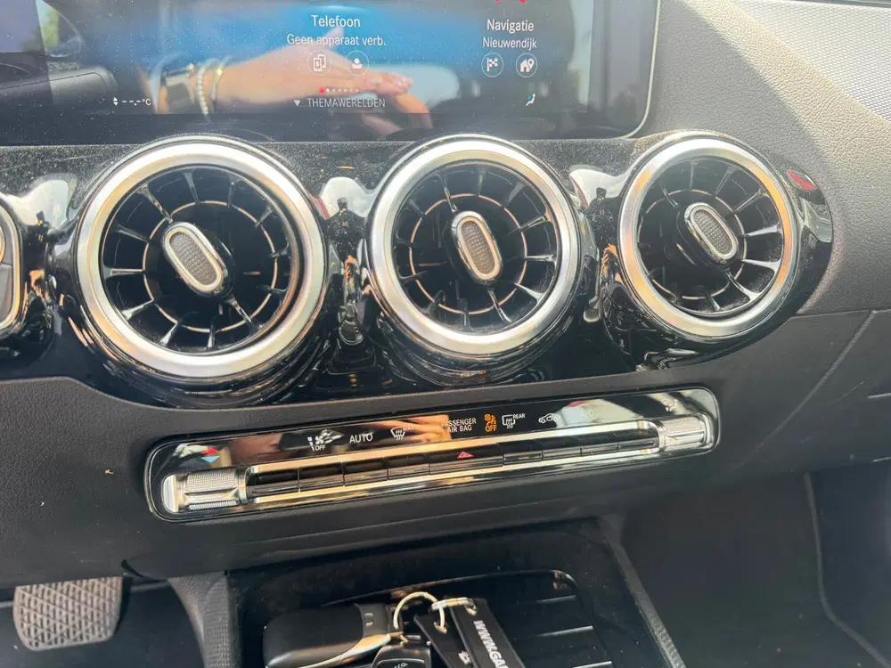 Mercedes-Benz B-Klasse 180 Business Solution Plus (bj 2019) uit 2019, foto 20