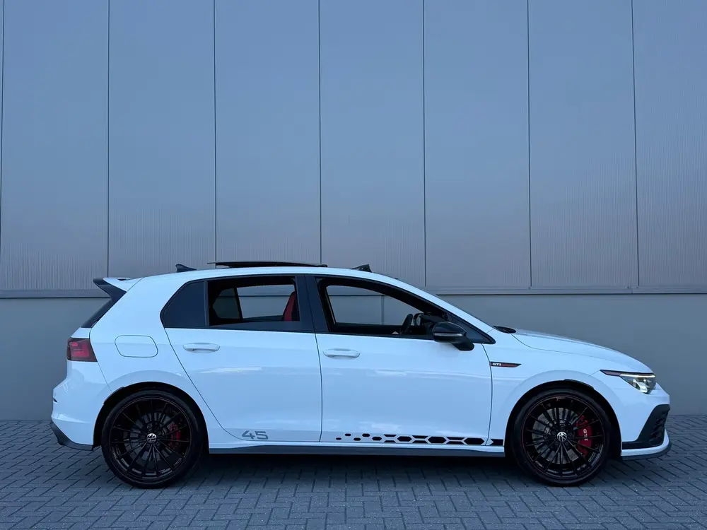 Volkswagen GOLF 2.0 TSI GTI Clubsport 45 Jahre Akra HuD H&K uit 2022, foto 11