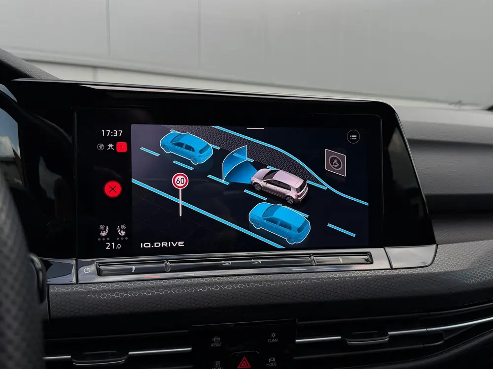 Volkswagen GOLF 2.0 TSI GTI Clubsport 45 Jahre Akra HuD H&K uit 2022, foto 19