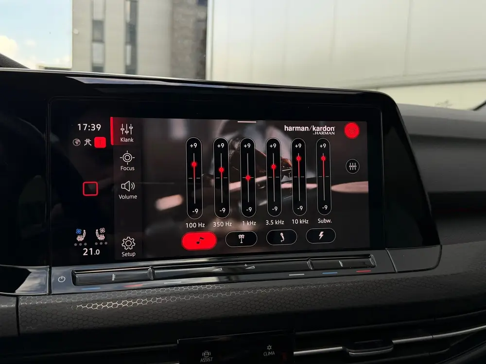 Volkswagen GOLF 2.0 TSI GTI Clubsport 45 Jahre Akra HuD H&K uit 2022, foto 20