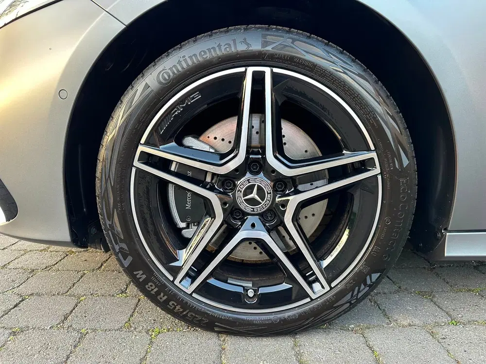 Mercedes-Benz A-Klasse uit 2024, foto 3