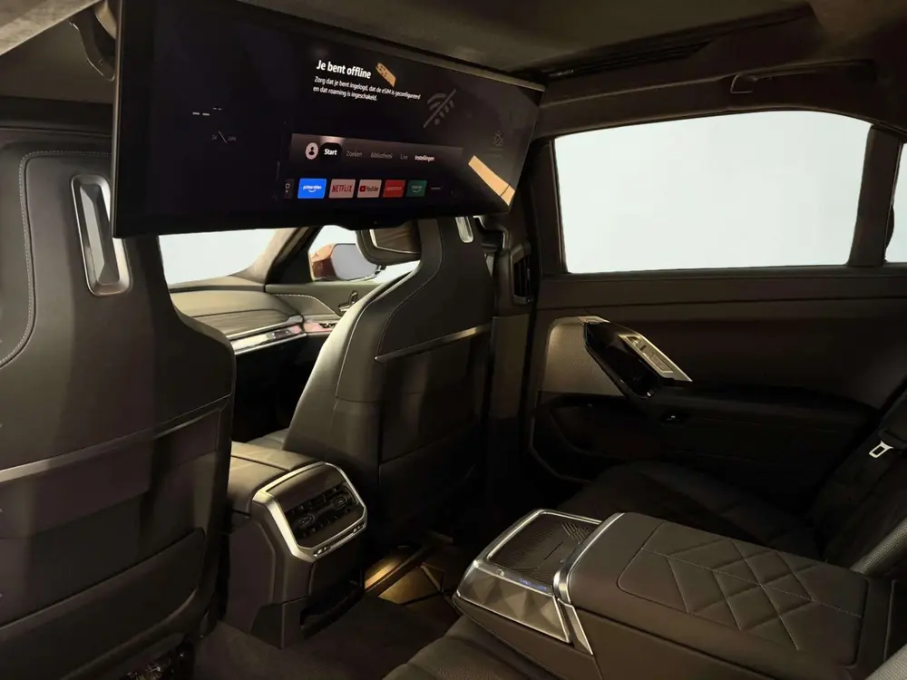 BMW i7 XDrive60 106 kWh uit 2022, foto 6