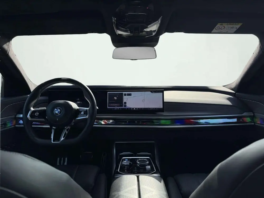 BMW i7 XDrive60 106 kWh uit 2022, foto 7