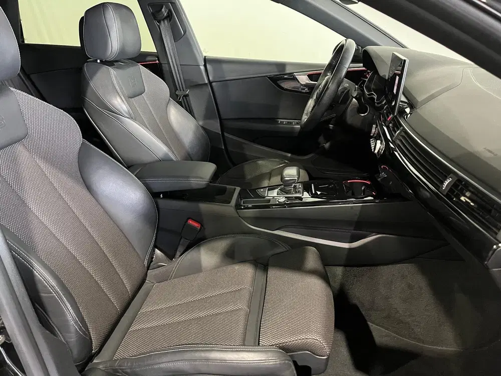 Audi A5 35 TFSI S edition Competition uit 2021, foto 14
