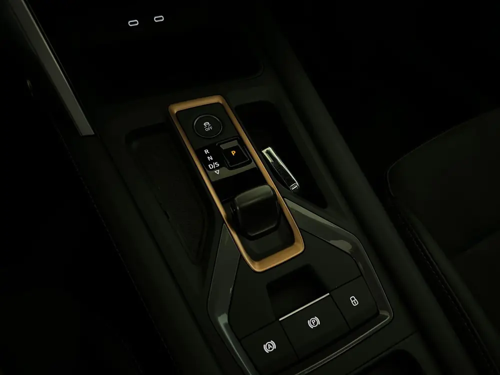 Cupra Leon 1.5 TSI e-Hybrid Business Pano uit 2024, foto 10