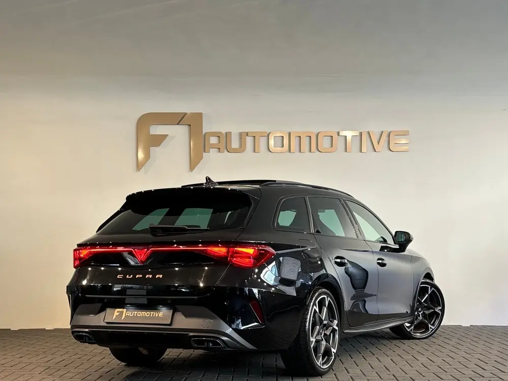 Cupra Leon 1.5 TSI e-Hybrid Business Pano uit 2024, foto 11