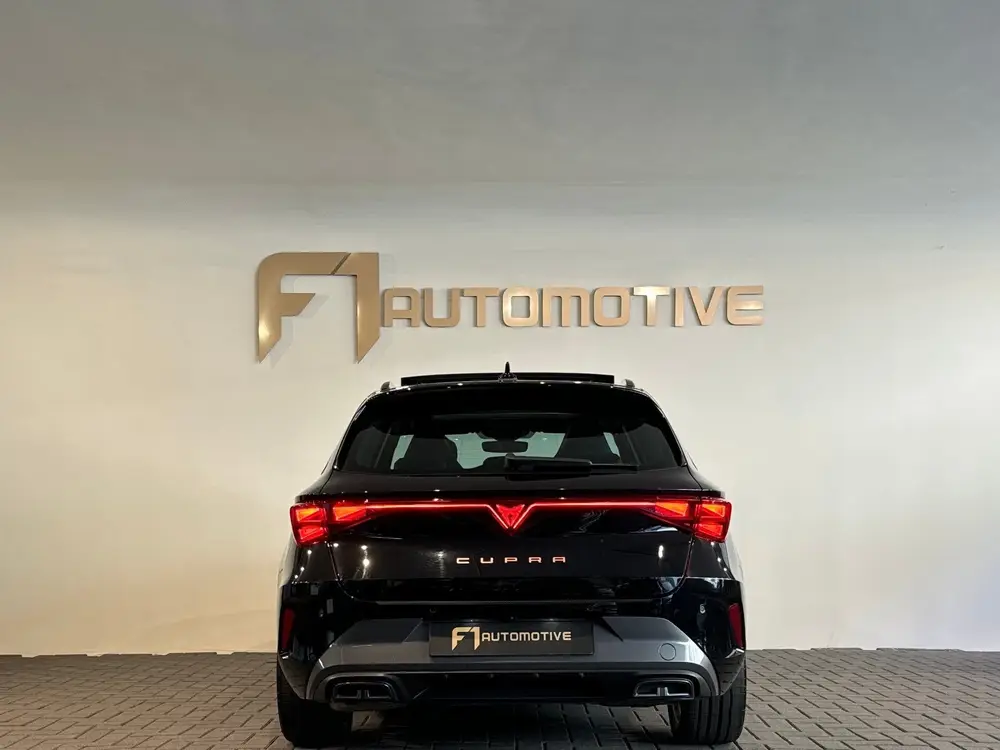Cupra Leon 1.5 TSI e-Hybrid Business Pano uit 2024, foto 12