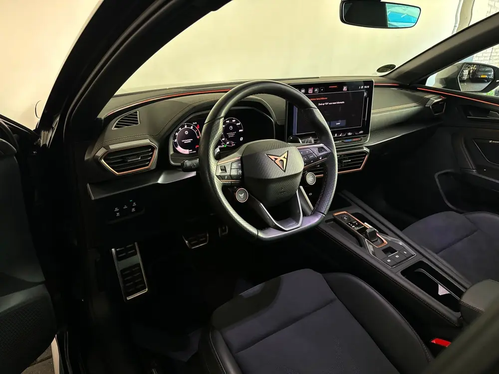 Cupra Leon 1.5 TSI e-Hybrid Business Pano uit 2024, foto 3