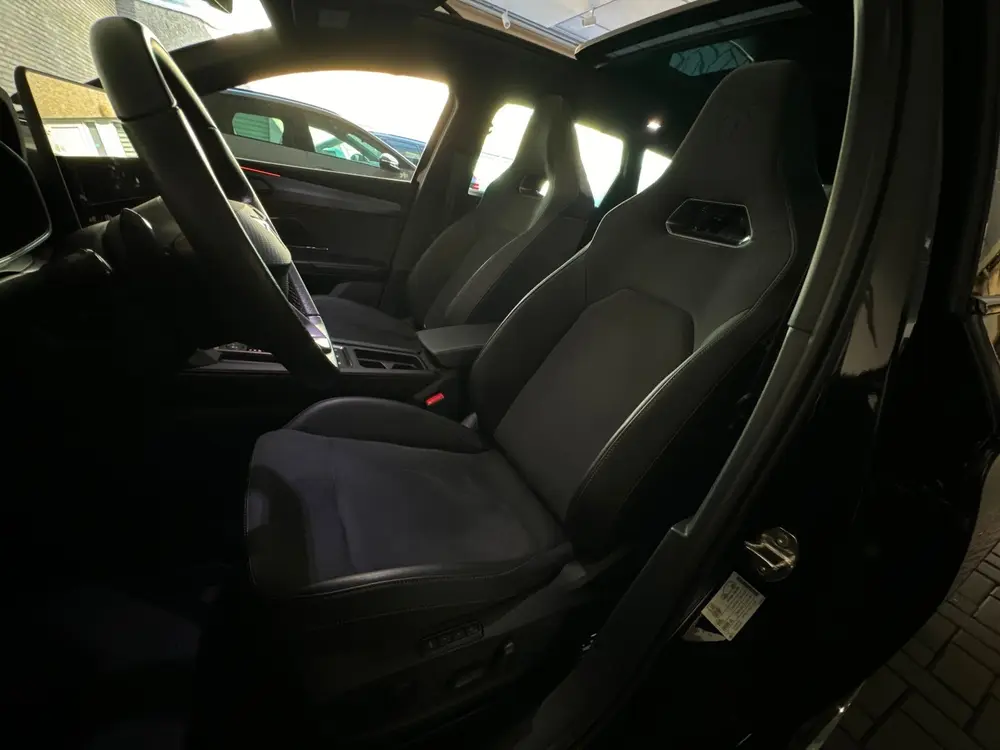 Cupra Leon 1.5 TSI e-Hybrid Business Pano uit 2024, foto 4