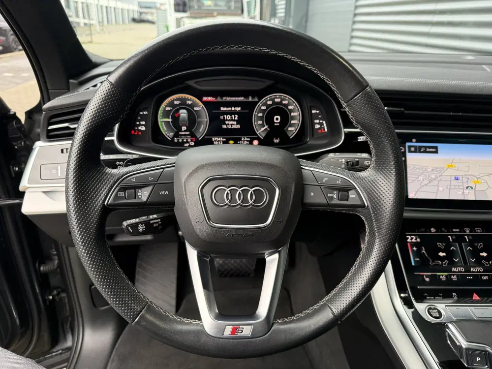 Audi Q7 55 TFSI e quattro S-Line Pano uit 2022, foto 10