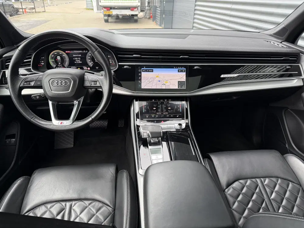 Audi Q7 55 TFSI e quattro S-Line Pano uit 2022, foto 9
