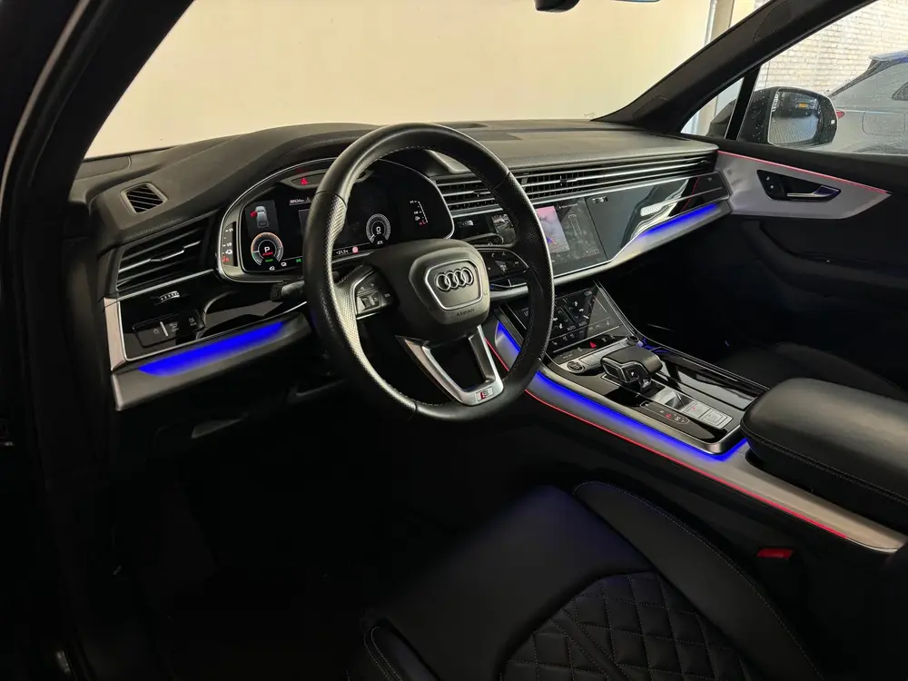 Audi Q7 55 TFSI e quattro Competition Pano uit 2020, foto 3