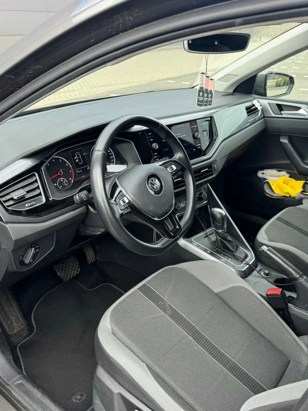 Volkswagen Polo 1.0 TSI 115pk 7-DSG 2019 Grijs uit 2019, foto 10