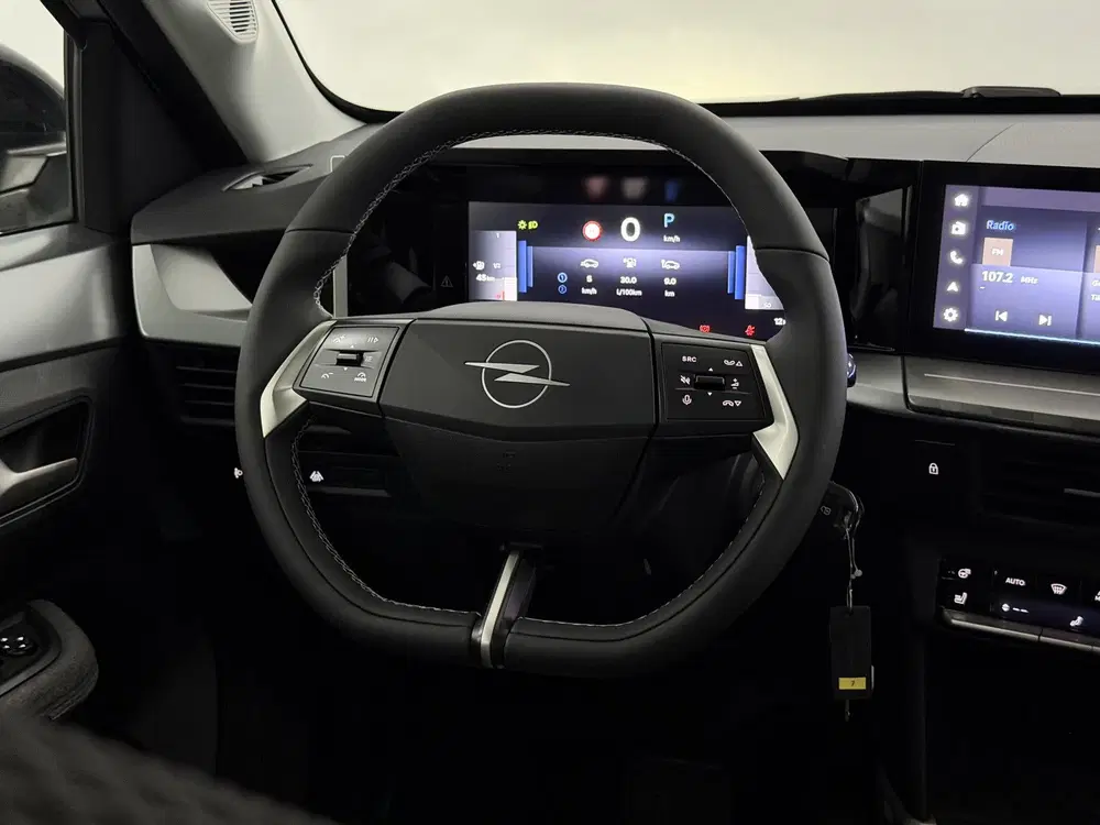 Opel Frontera 1.2 Turbo Hybrid GS 110PK Camera uit 2025, foto 12