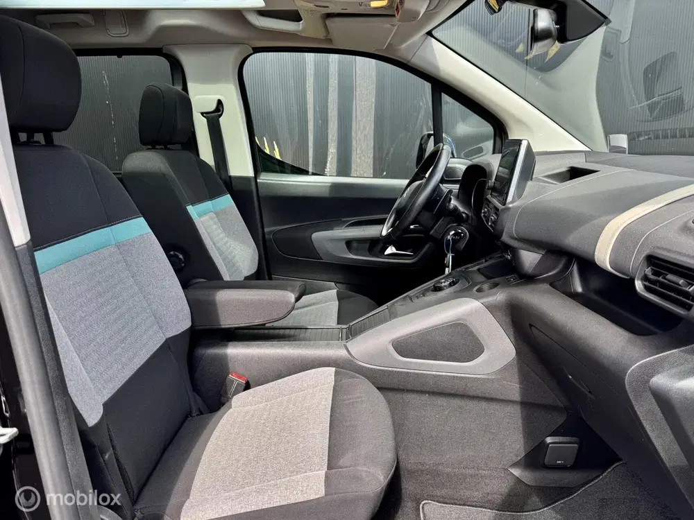 Citroën Berlingo Citroen Berlingo Shine Automaat uit 2020, foto 10