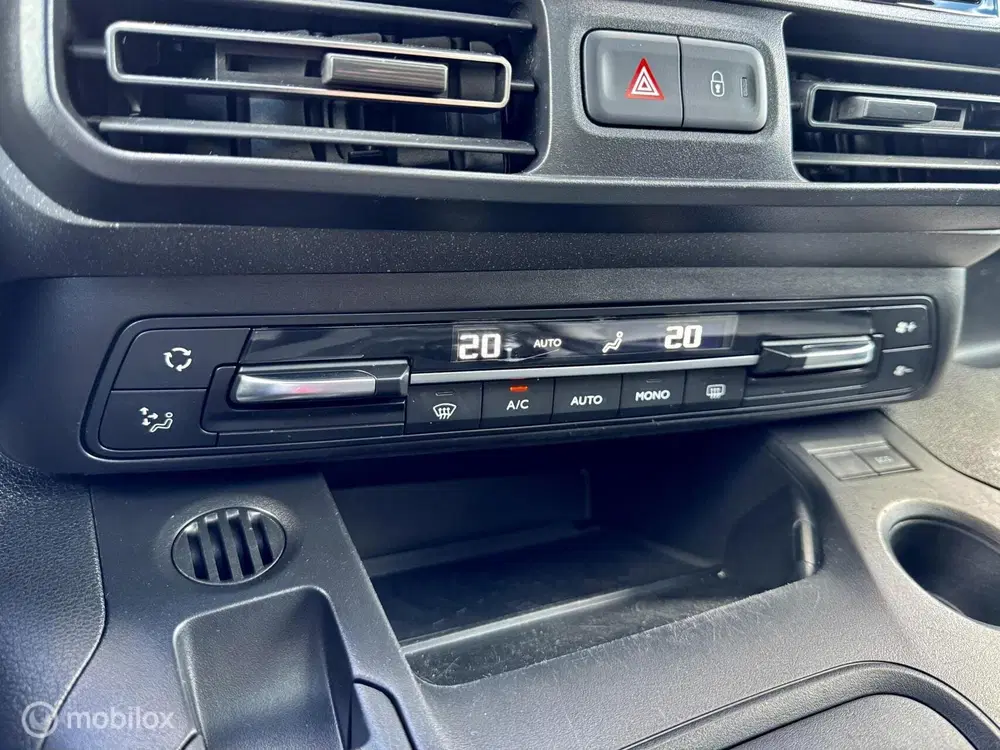 Citroën Berlingo Citroen Berlingo Shine Automaat uit 2020, foto 19