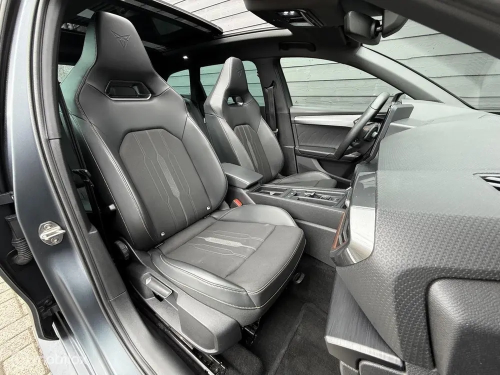 Cupra Leon 1.4 e-Hybrid 245PK VZ Pano.dak uit 2021, foto 6