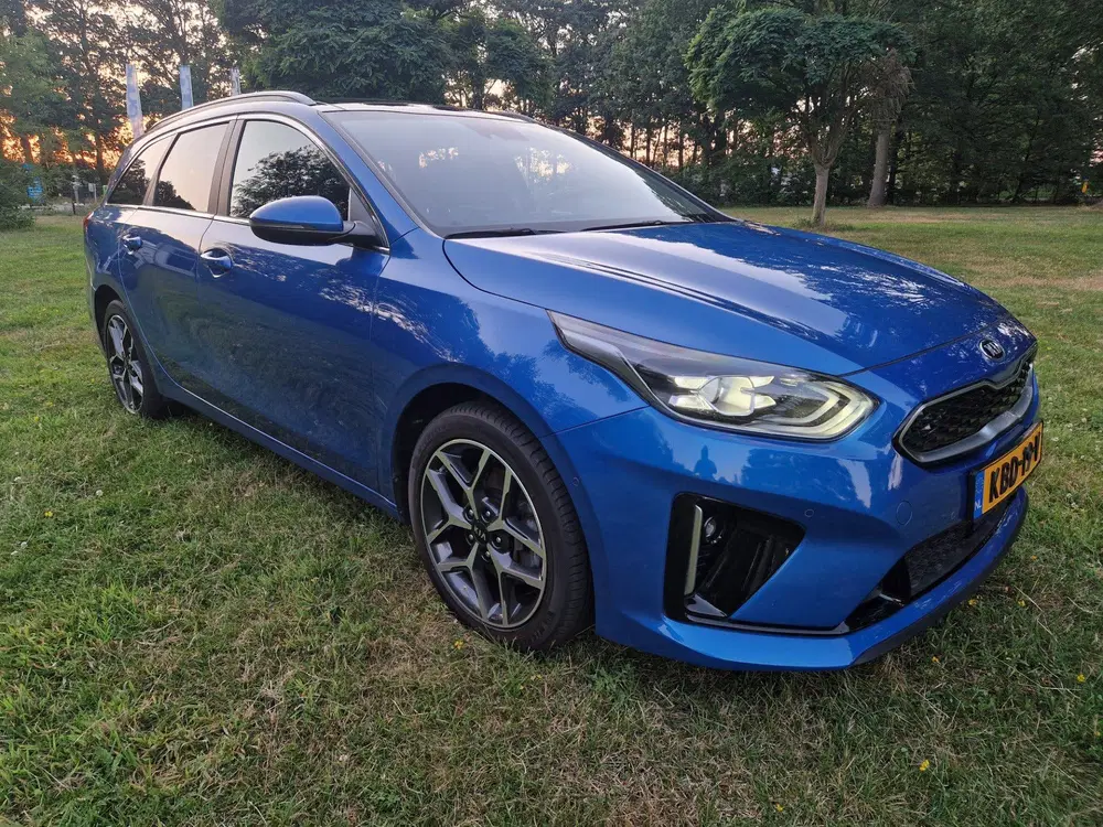 Kia Ceed 1.6 GDI PHEV ExecutiveLine uit 2020, foto 6