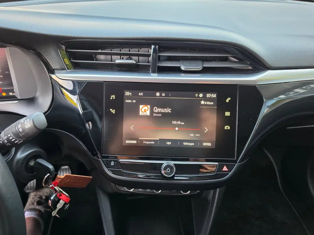 Opel Corsa 1.2 Elegance uit 2021, foto 12