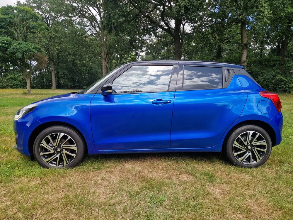 Suzuki Swift 1.2 Style Smart Hybrid uit 2021, foto 2